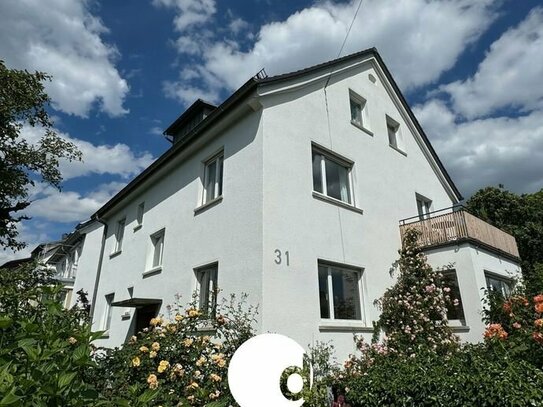 Attraktives Dreifamilienhaus in guter Lage von Stuttgart-Degerloch
