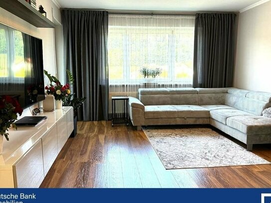 Traumhafte 4 Zimmer Wohnung mit Balkon und Garage!