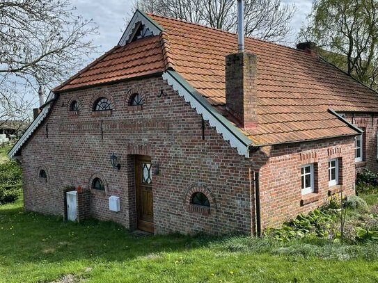 Gemütliches Fehnhaus mit viel Charme - Weitblick auf die Felder Ostfrieslands inklusive.