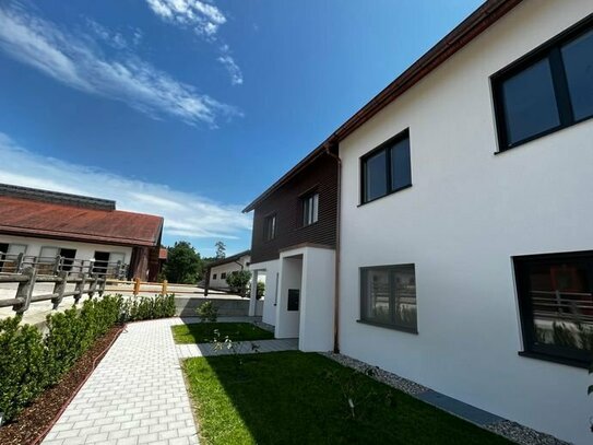 Naturparadies Gut Kerschlach: Büro mit Loggia und Garten