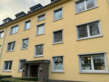 Toll geschnittene, solide 3-Zimmer Eigentumswohnung mit Balkon in Essen Rüttenscheid