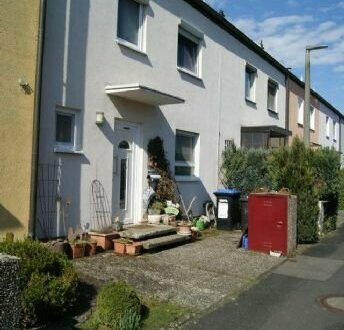 Reihenhaus mit Garten und Garage