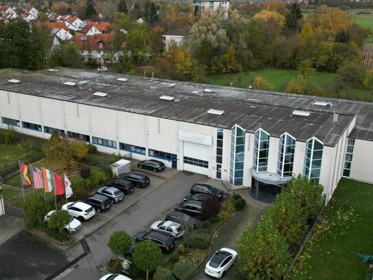 IM ALLEINAUFTRAG*Provisionsfrei* ca. 2.700 m² Halle + ca. 500 m² Büro + Krananlage ? Miete/Kauf