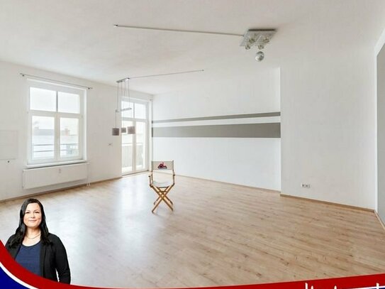 ***4-Zimmer * Balkon * DG * EBK***