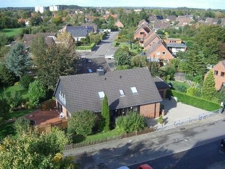 Zweifamilienhaus der Spitzenklasse in Flintbek