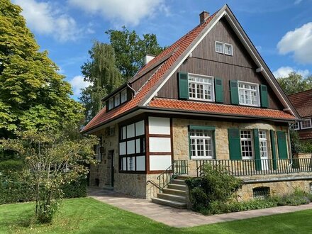 Einzigartiges Einfamilienhaus im Stadtpark von Gütersloh!
