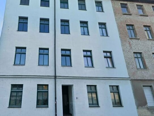 1-Zimmer-Wohnung OG links (sanierungsbedürftig) in Weißenfels