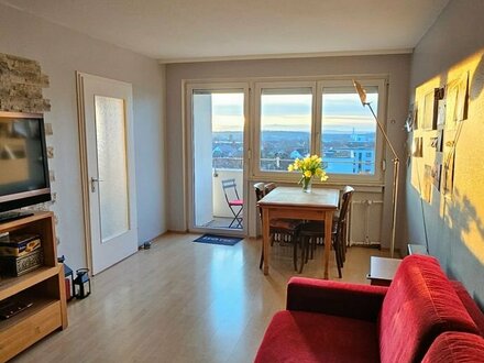 Sonnige 3-Zimmer-Wohnung mit Balkon und TG-Stellplatz