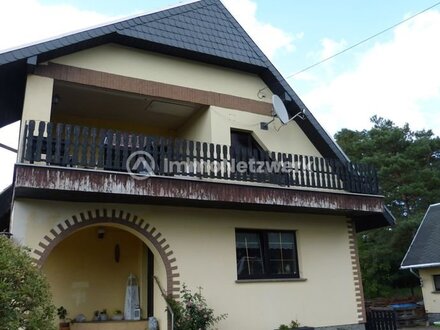 Tolles teilsaniertes vermietetes Einfamilienhaus in toller ruhiger Ortrandlage am Waldrand!!!