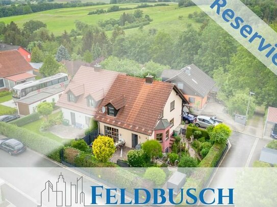 Familienfreude in Altdorf! Traumhafte Doppelhaushälfte mit bezauberndem Garten