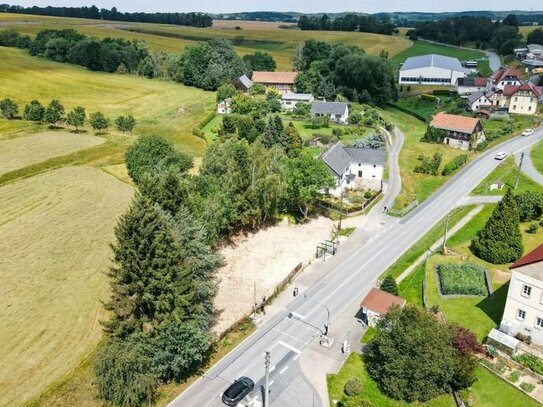 Ländliche Idylle mit super Anbindung - provisionsfreier Bauplatz mit positiven Bauvorbescheid