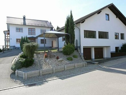 1-2 Familienhaus mit großem Nebengebäude und sagenhaftem Blick über das Isartal