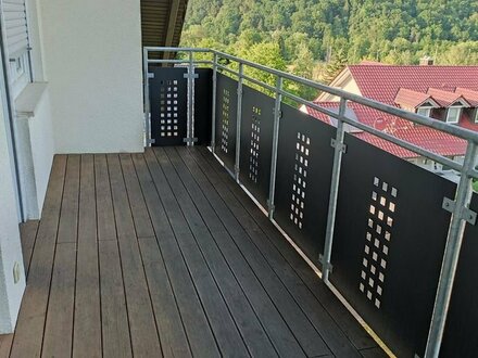schöne 4 Zimmer DG-Wohnung in Amorbach mit Einbauküche
