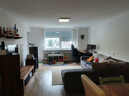 Toller Ausblick - Teilmöblierte Wohnung 4,5 Zimmer Balkon 126 m², ab 06/24 für 3 bis 4 Jahre