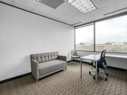 Privater Büroraum für 2 Personen in Regus City Centre