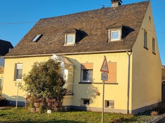 Gepflegtes Wohnhaus mit 2 Appartements als Renditeobjket