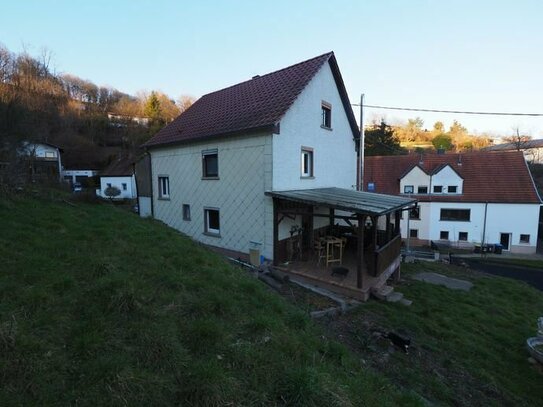 FREISTEHENDES EINFAMILIENHAUS IN RUHIGER LAGE