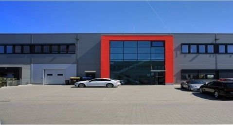 655 m² moderne Hallenfläche + 282 m² Büroflächen in Langen zu vermieten