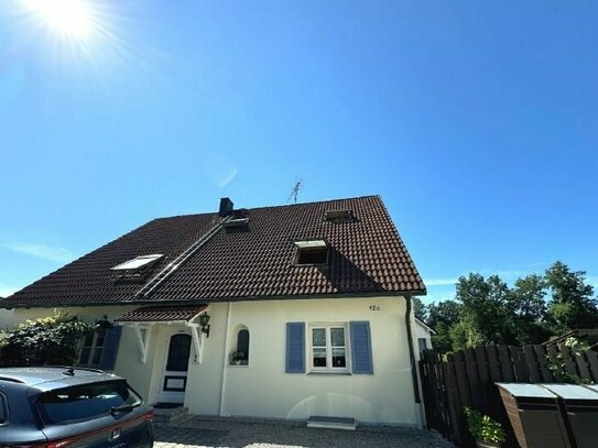 Renovierungsbedürftige Dachgeschosswohnung mit viel Potenzial in Hilgertshausen LKR Dachau