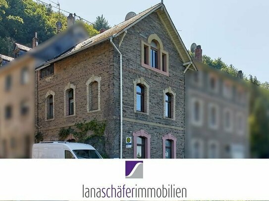 -RESERVIERT- Bernkastel-Kues: Bruchsteinhaus mit unverbaubarem Moselblick