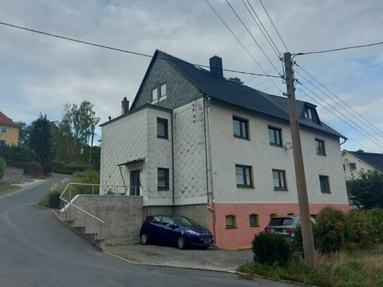Saniertes Zweifamilienhaus mit Einliegerwohnung in Blankenstein