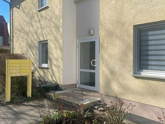 Hübsche renovierte, ruhige 2 -Raumwohnung in Erfurt /Windischholzhausen im Erdgeschoss links