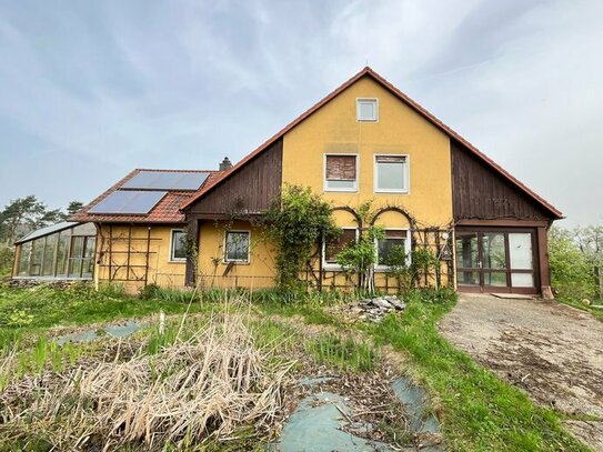 Renovierungsbedürftiges Einfamilienhaus mit großem Garten in Stöckach