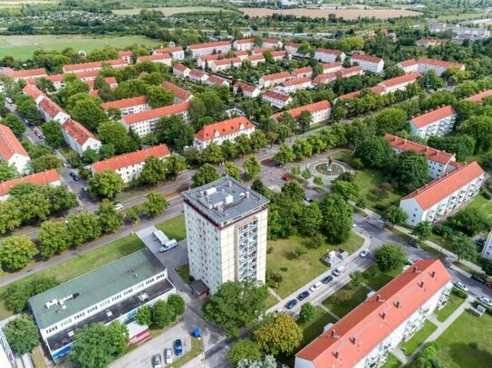 Großzügige 2 Zimmer-Wohnung mit Dusche und Aufzug kann sofort bezogen werden