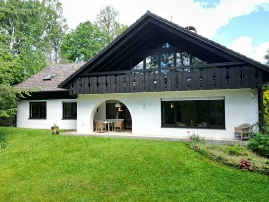 Großzügige Villa in bevorzugter Wohnlage mit ansprechendem Grundriss in Bayreuth