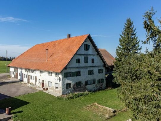 Eheml. Bauernhof in erhöhter Weilerlage von Böhen bei Ottobeuren/Allgäu!