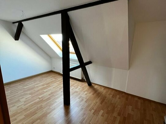 Renovierte 3-Zimmer-Dachgeschoss Eigentumswohnung in ruhiger Lage zur Selbstnutzung oder Vermietung