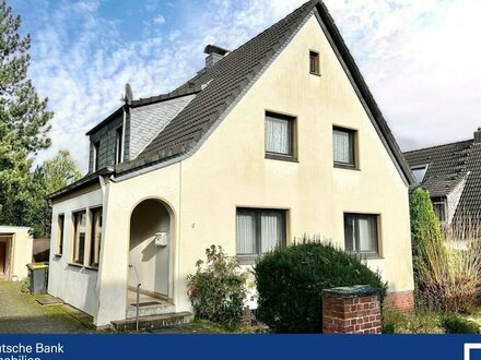 Lage, Lage, Lage +++ Freistehendes Haus in Mülheim Speldorf +++ Modernisierungswürdig