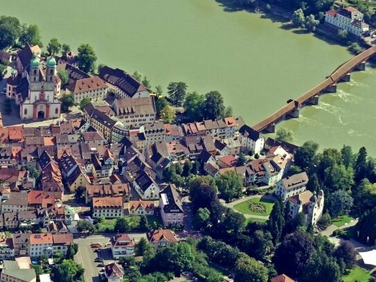 1,5 Zimmer Dachgeschoßwohnung direkt am Mümsterplatz von Bad Säckingen