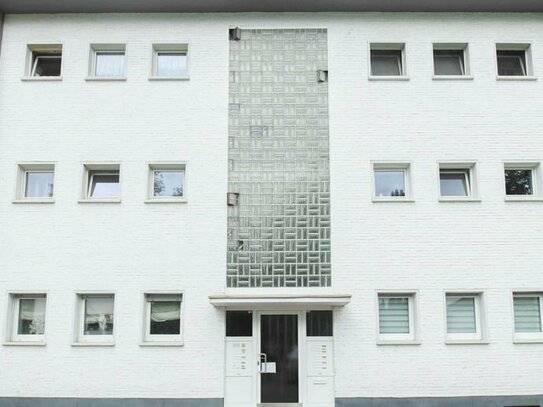 Ruhiges Wohnen in Perfekter Lage von Benrath: Charmante 3-Zimmer-Wohnung mit Balkon und Garage