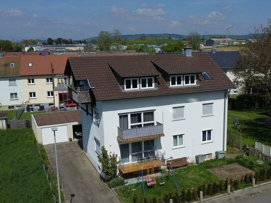 Top-Saniertes Mehrgenerationenhaus mit unverbautem Grundstück