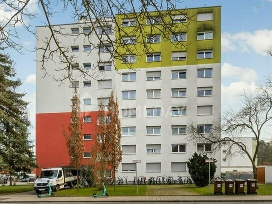 Gepflegte 1-Zimmer-Wohnung mit EBK und Wannenbad in Regensburg