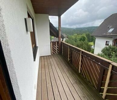 Attraktive 3-Raum Eigentumswohnung in ruhiger Lage mit Balkon und Weitblick