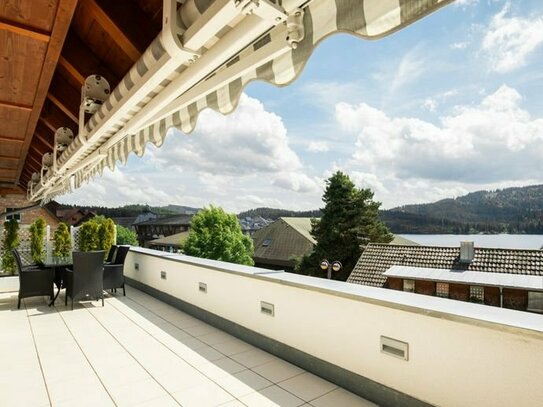 Wunderschöne Terrassenwohnung mit Seeblick, Lift und Garage in Schluchsee zu verkaufen
