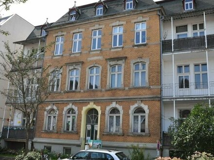 4 Zi. Altbauwohnung im EG mit Balkon