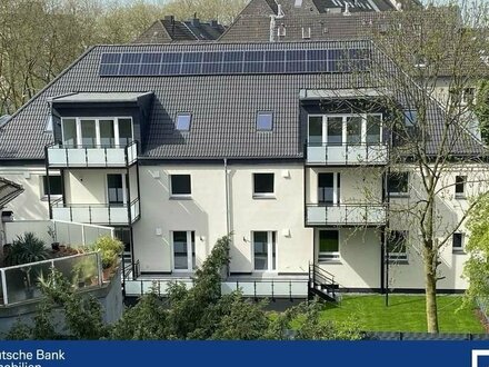 Jetzt an die Zukunft denken, Solar+ Wärmepumpe sorgen für Heizung +WW, Energiepass 8,3 kwh/(m²a)