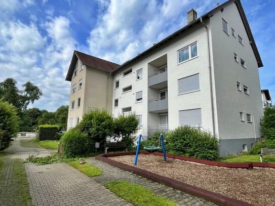 2,5-Zimmer-Wohnung mit Loggia und TG-Stellplatz in begehrter Lage