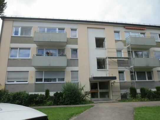 Puchheim, Erstbezug nach Komplettsanierung, EG, 2 ZKB, ca. 65 m² Wfl., Balkon, ruhig