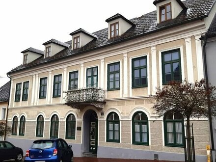 Exquisite Denkmalgeschützte Immobilie - Spätklassizistisches Marktschreiberhaus in Waldsassen