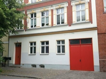 ab 01.05.2024 schöne 3 Zimmerwohnung Dachgeschoss/ 2.OG im Zentrum nähe Schloss