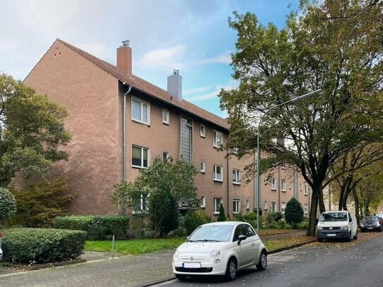 Kapitalanlage: 2 Zimmer Erdgeschosswohnung mit Balkon