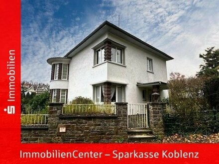 Einmalige Möglichkeit: Historische Villa!