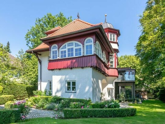 Exter-Villa von 1896: Liebevoll saniert und mit außergewöhnlich flexiblem Raumangebot