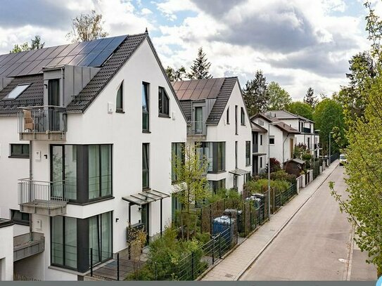 FIRSTPLACE - Apartmenthäuser mit 32 WE, Bj. 2018, KfW 40+ in München-Fasangarten