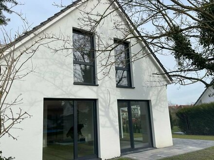 Ihr neues IMMOBILIEN QUARTIER: Hochwertiger Neubau mit gehobener Ausstattung in Egestorf