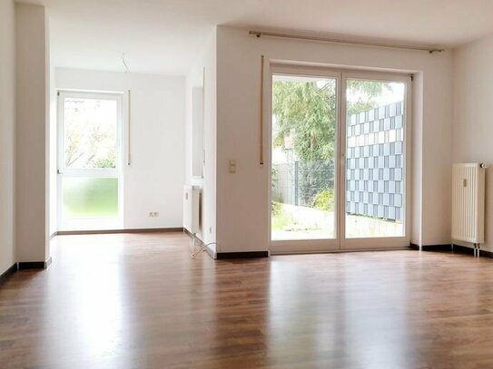 Laufamholz: 2-Zi.-Wohnung mit Terrasse + Gartenanteil!